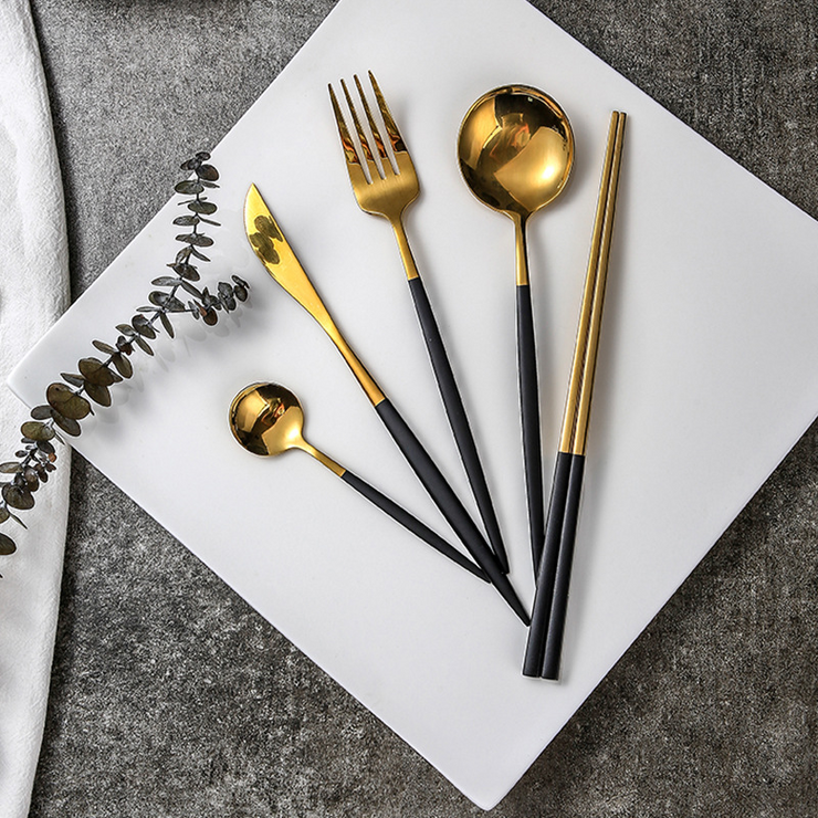 Modern Cutlery Set