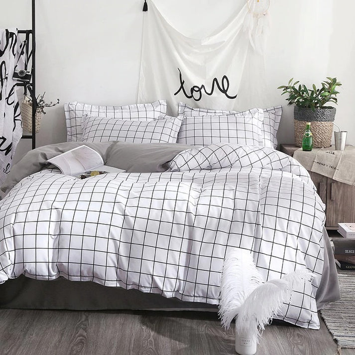 Plain Grid Bedding Set