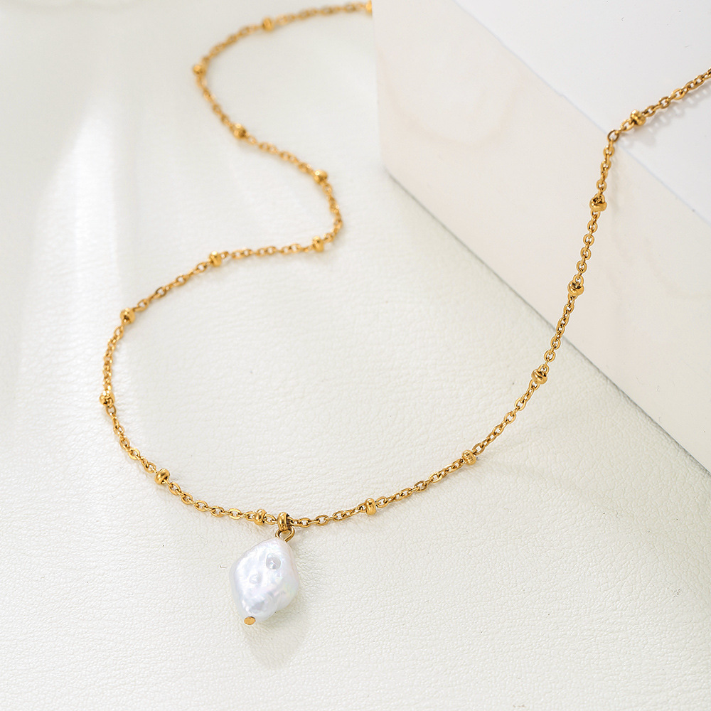Pearl Pendant With Bead Chain
