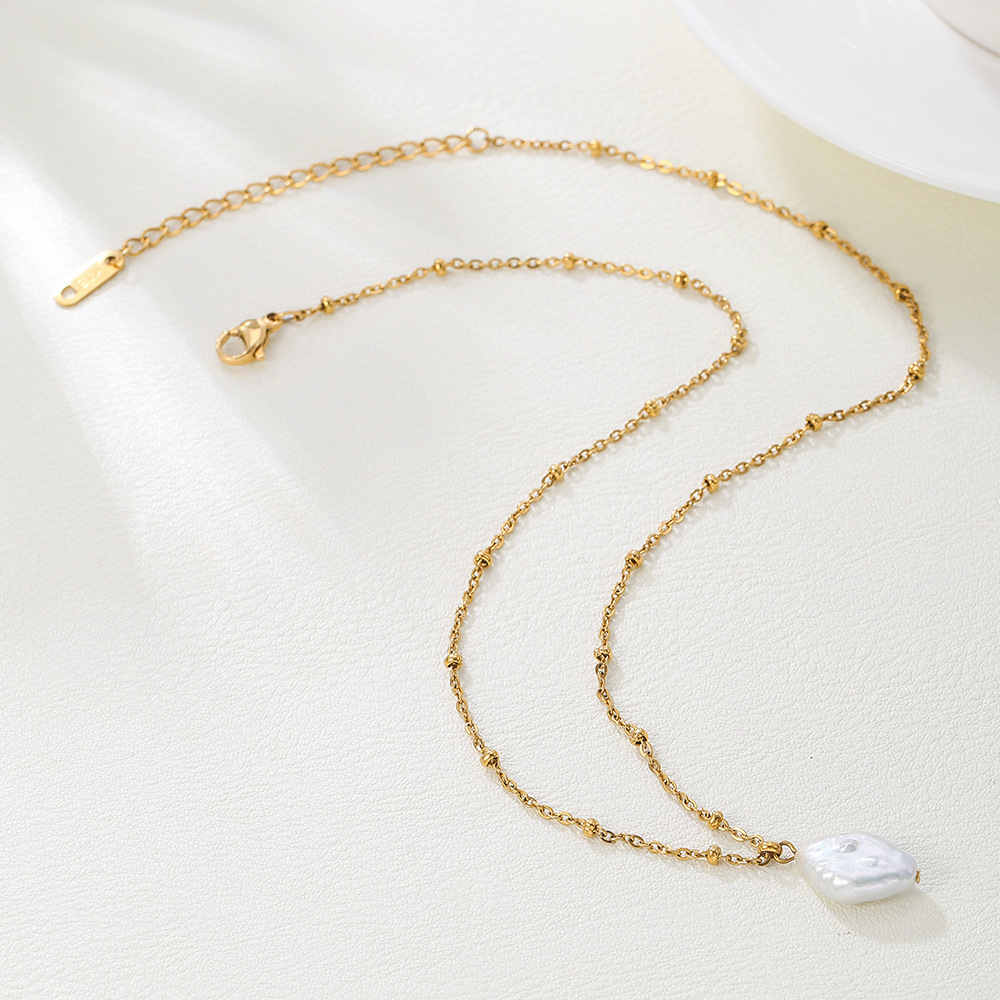 Pearl Pendant With Bead Chain