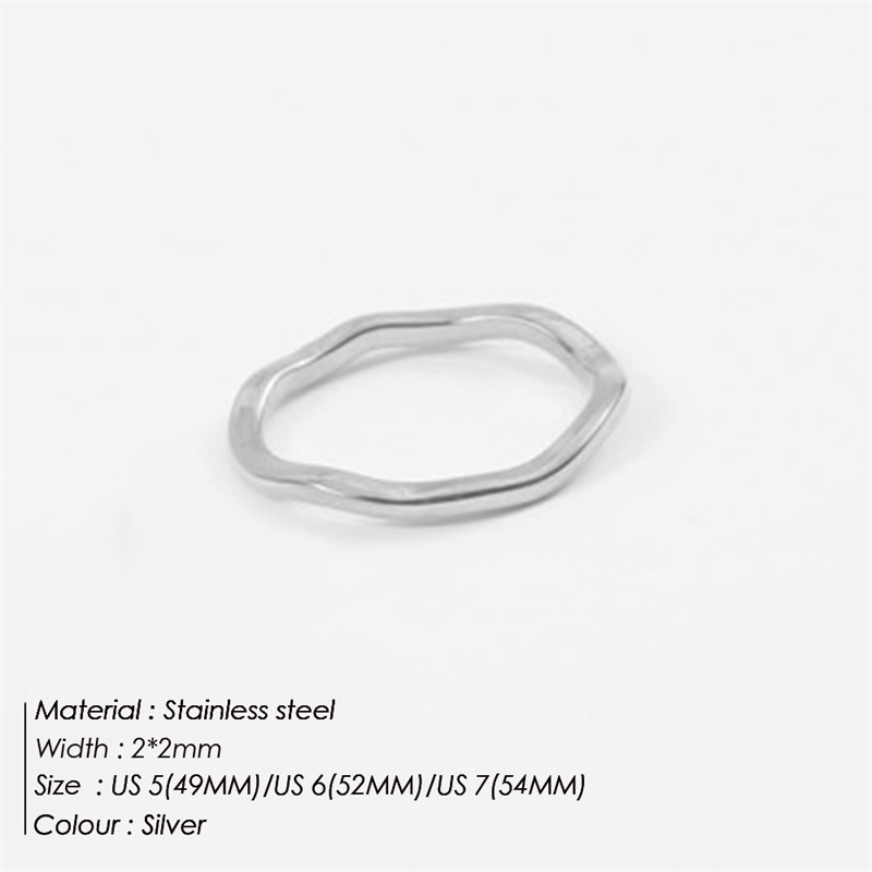 Asymmetric Stackable Rings