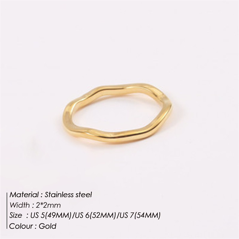 Asymmetric Stackable Rings