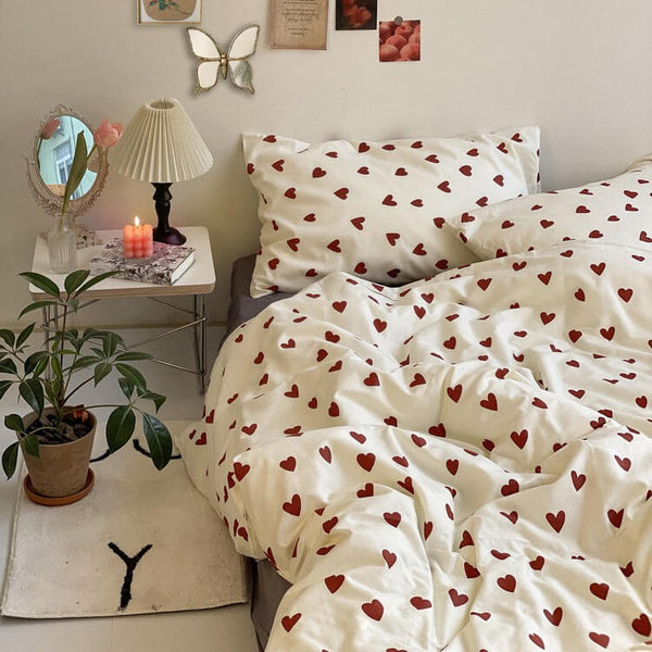 Vintage Red Hearts Bedding Set