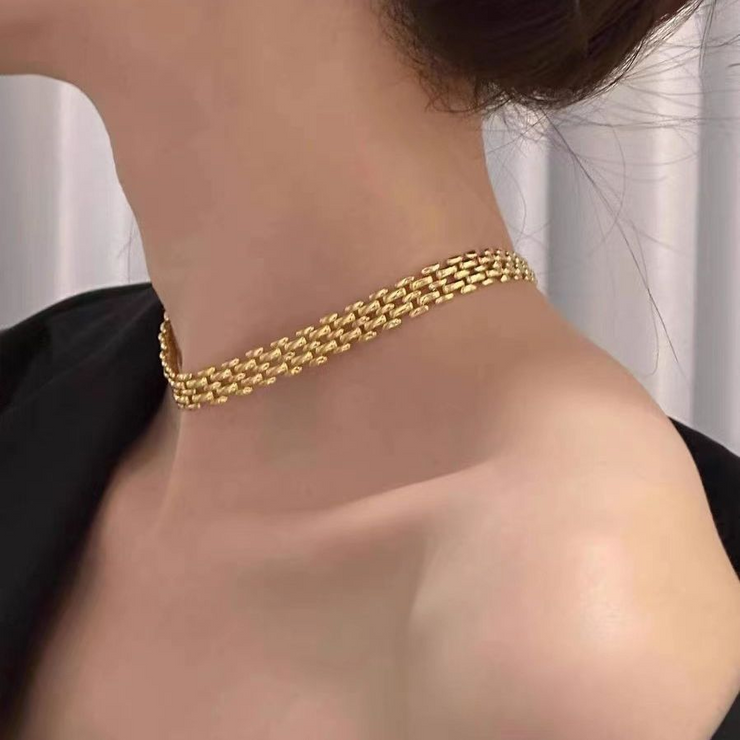 Bold and Chic Thick Chain Necklace